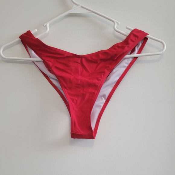 2 piece bikini - Picture 4 of 5
